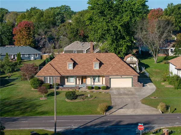 $369,500 | 107 South Vansant Road, Clinton, MO 64735