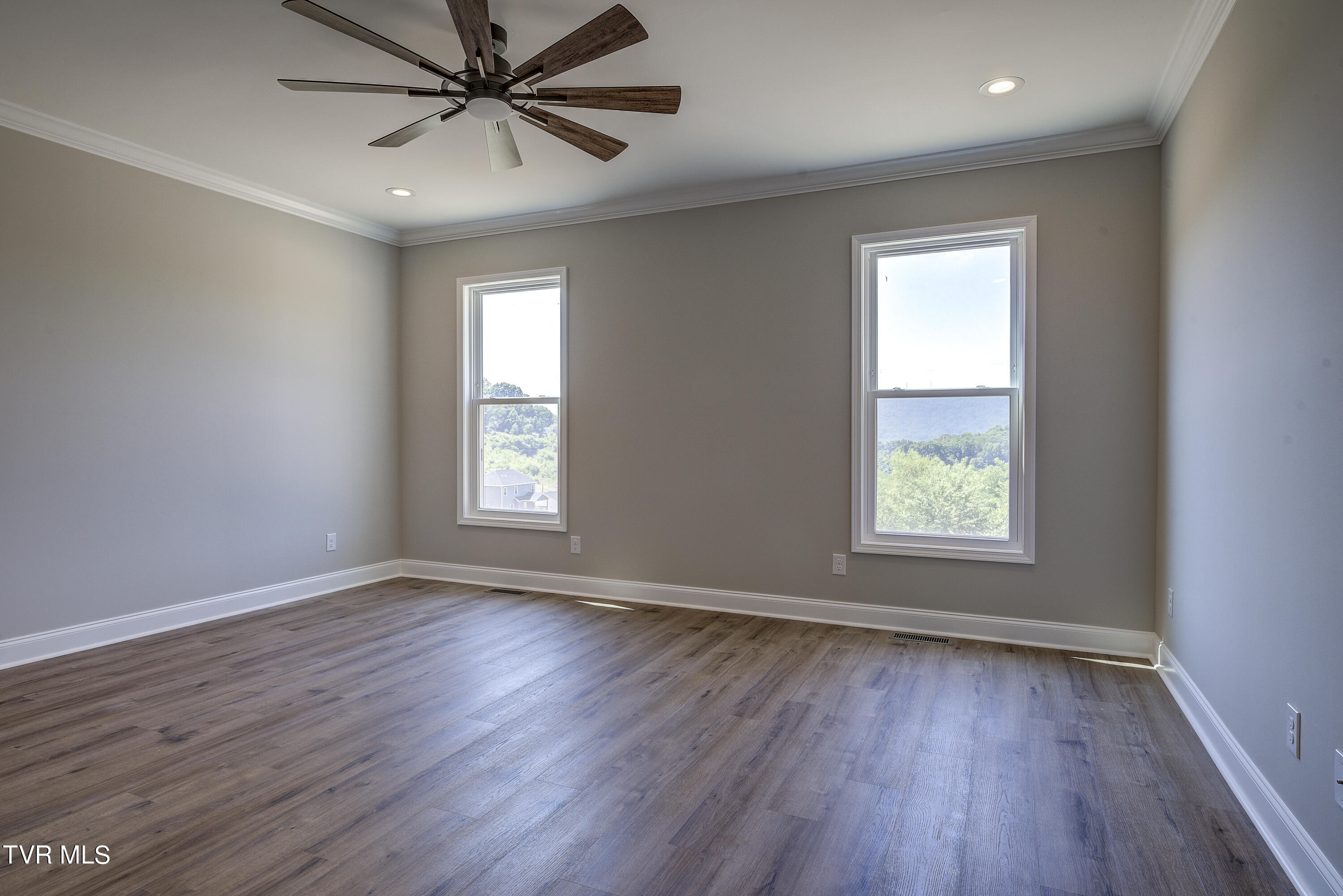 884 Granby Road Kingsport, TN 37660 - Photo 12 of 43 12