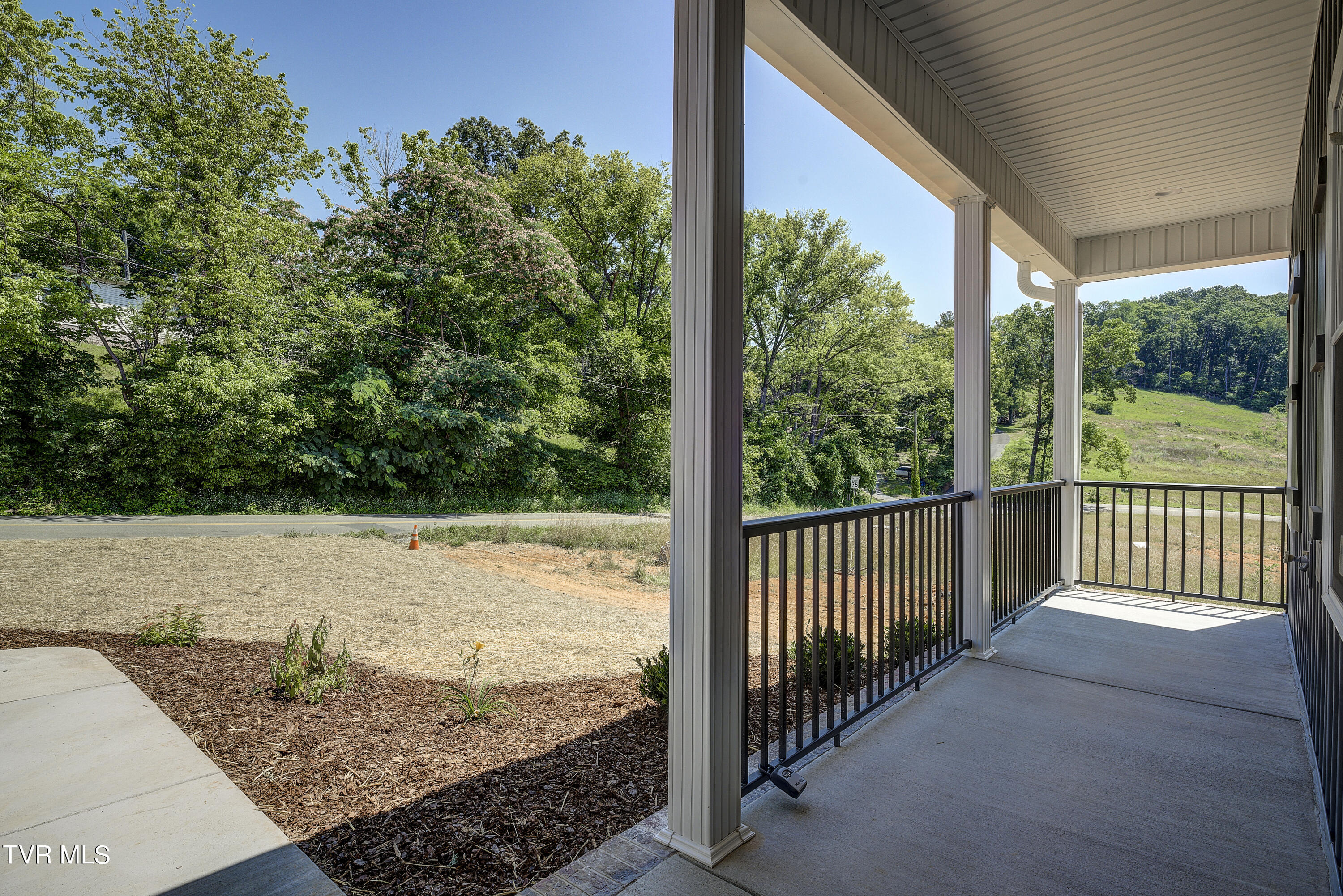 884 Granby Road Kingsport, TN 37660 - Photo 33 of 43 33