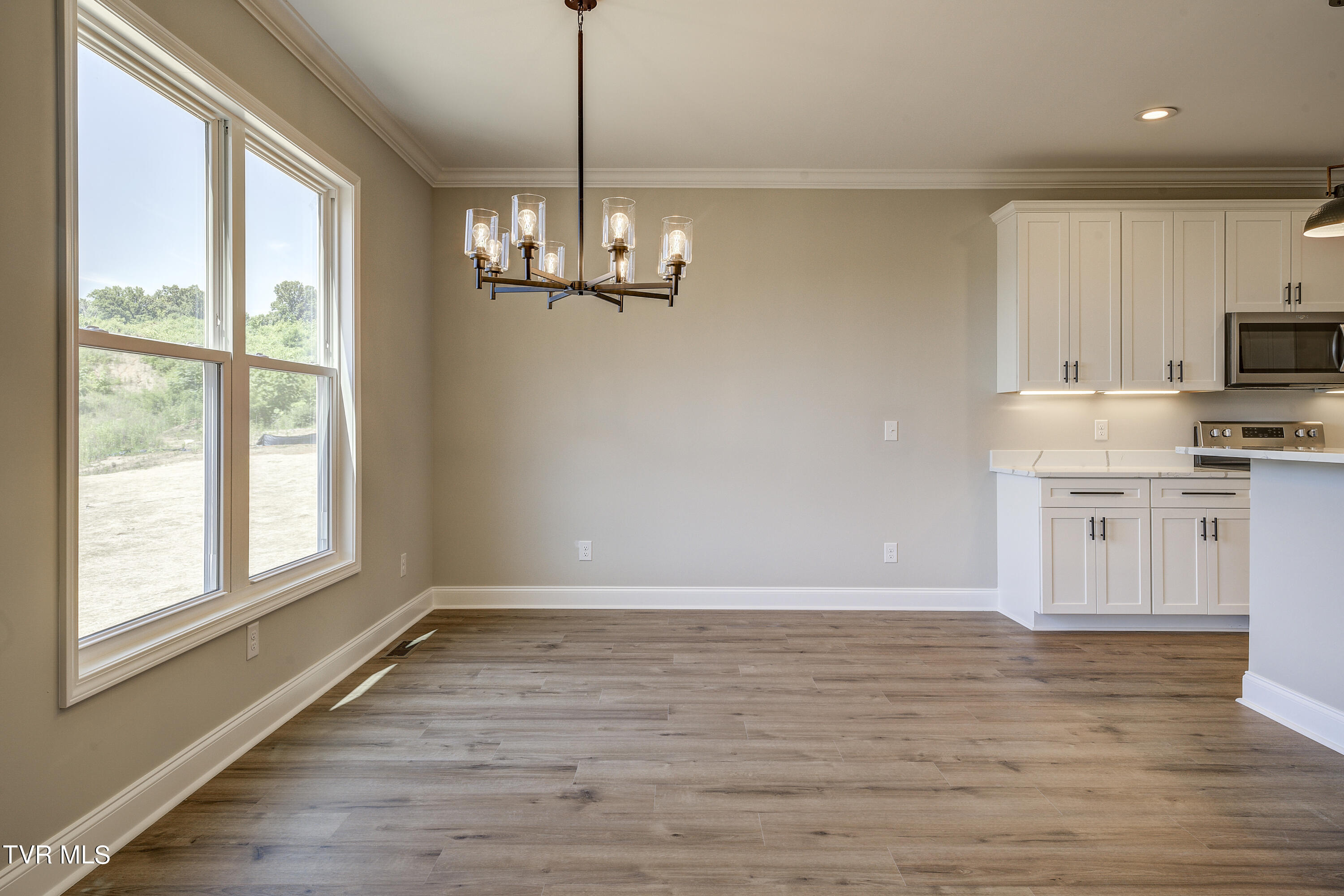 884 Granby Road Kingsport, TN 37660 - Photo 4 of 43 4
