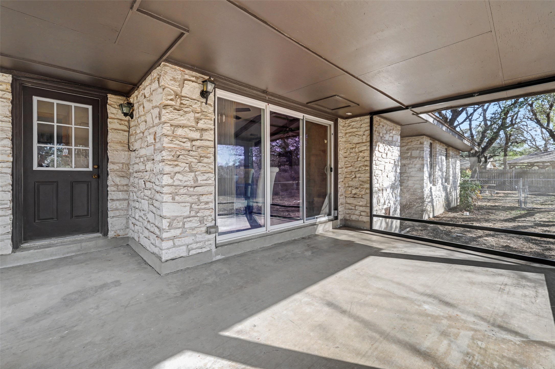 238 Mesa Drive Georgetown, TX 78628 - Photo 15 of 32 Screened in back patio