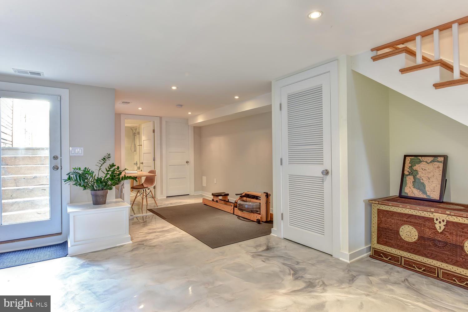 1017 7th Street Northeast Washington, DC 20002 - Photo 19 of 52 Office Space Easily Converts to Fourth Bedroom