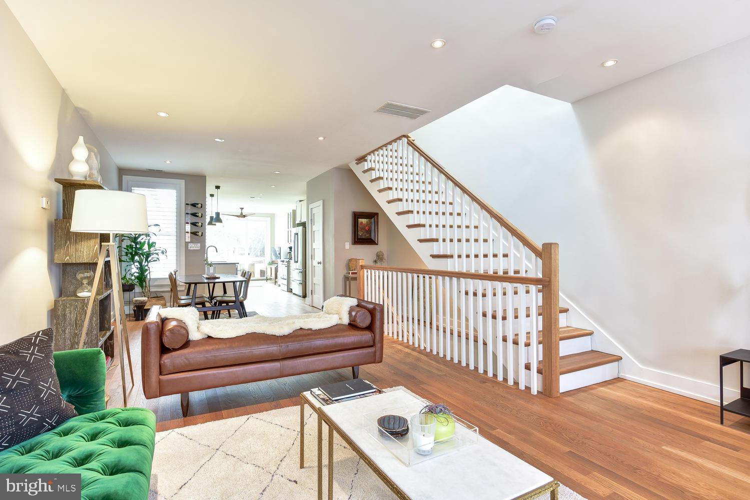 1017 7th Street Northeast Washington, DC 20002 - Photo 6 of 52 Beautiful Sight Lines Throughout