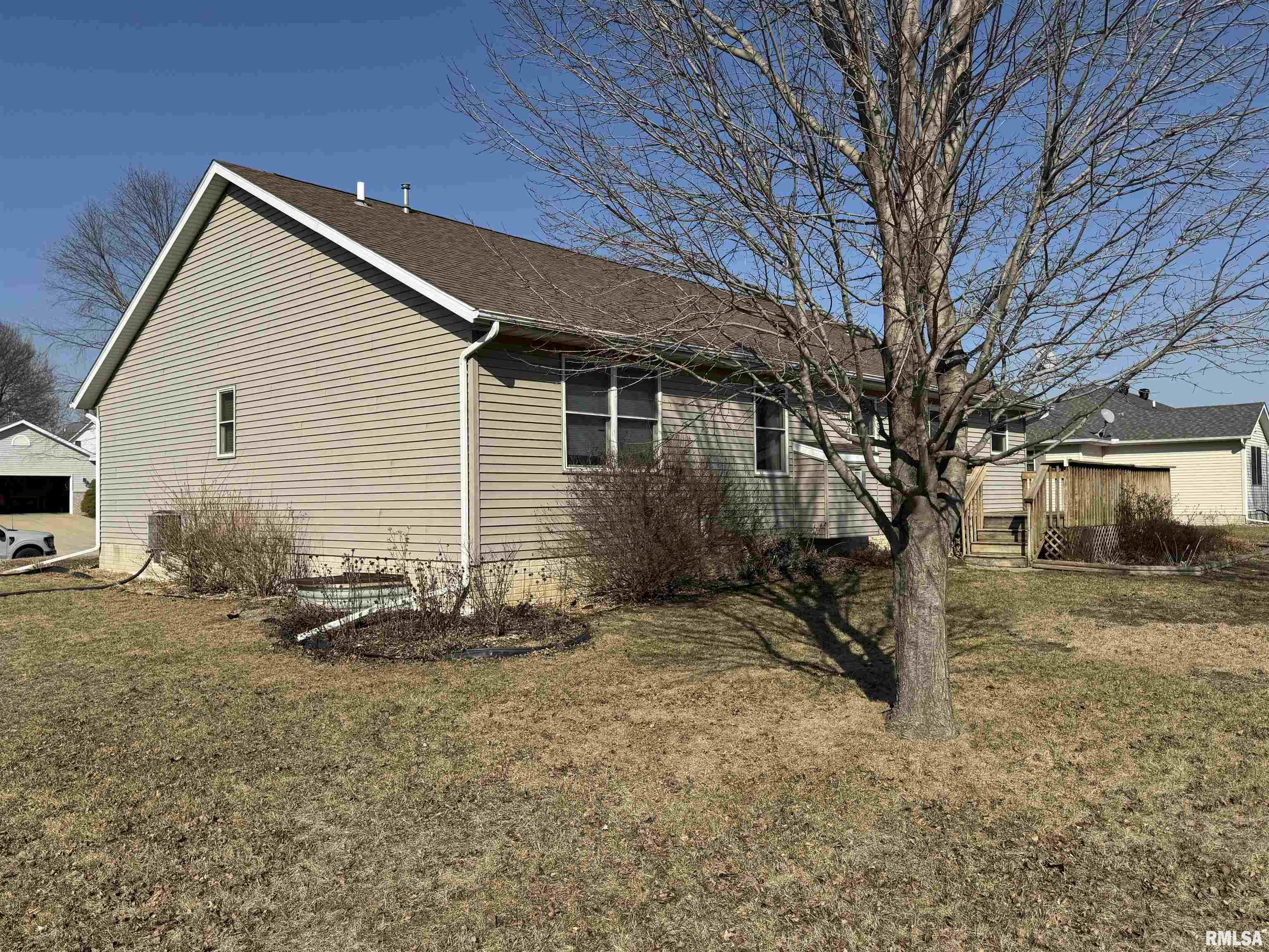 204 Maple Street Cambridge, IL 61238 - Photo 8 of 43