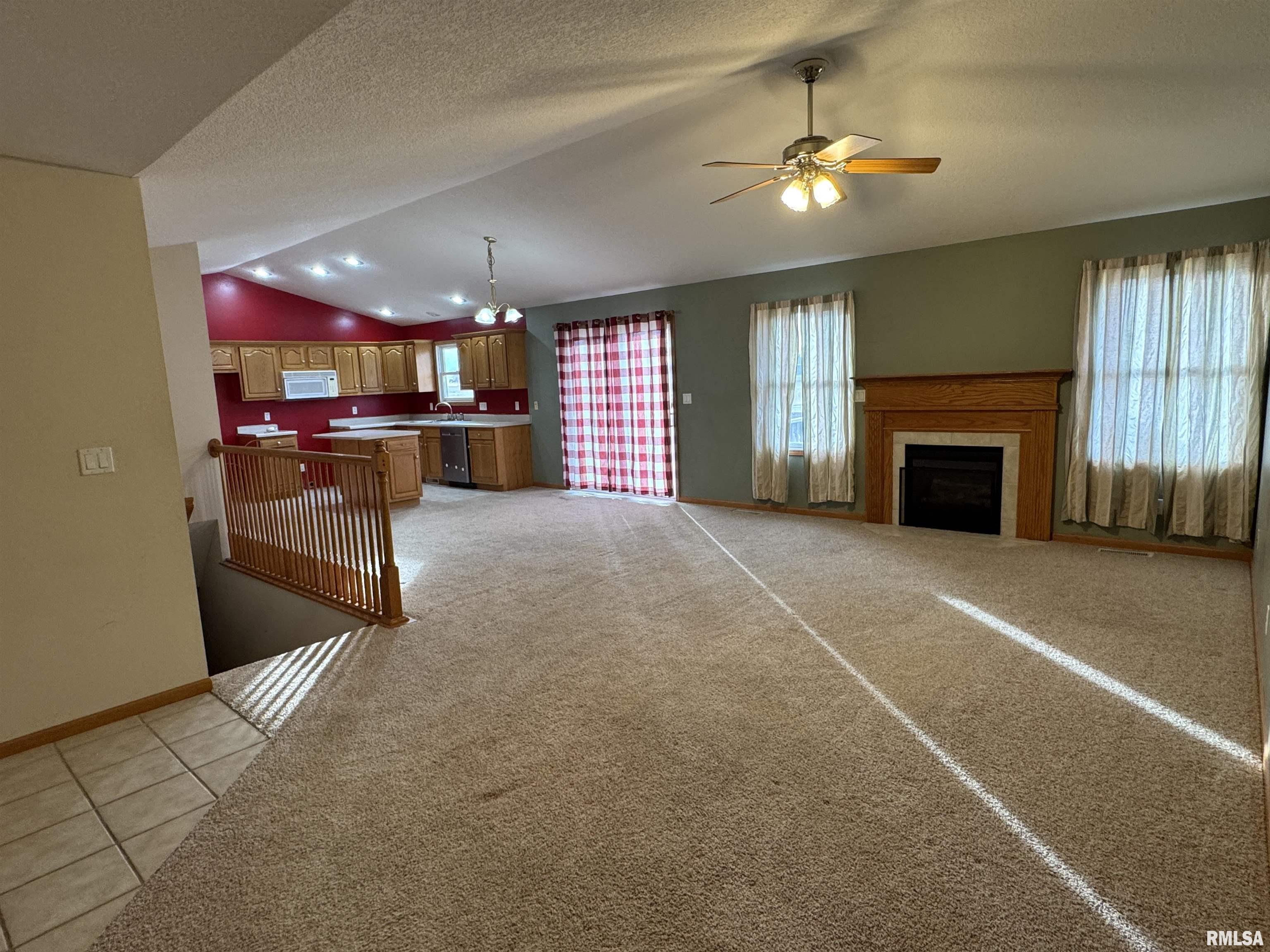 204 Maple Street Cambridge, IL 61238 - Photo 9 of 43