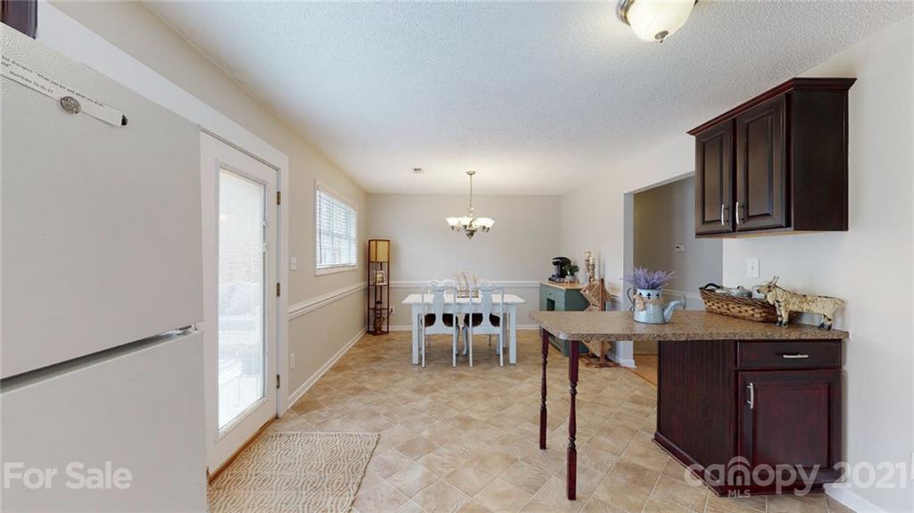 9748 Van Wyck Road Lancaster, SC 29720 - Photo 7 of 19 Gallery Image 7