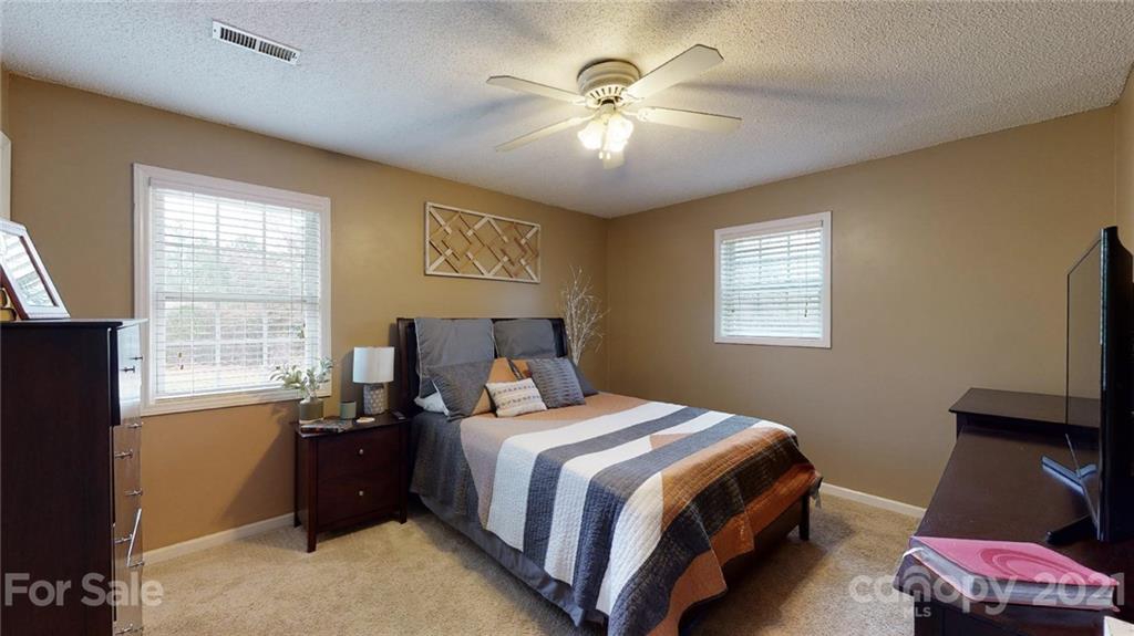 9748 Van Wyck Road Lancaster, SC 29720 - Photo 8 of 19 Gallery Image 8