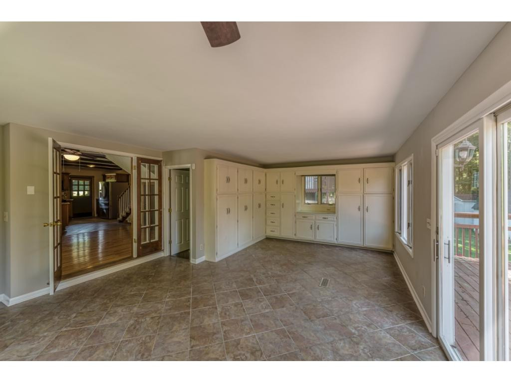 201 Robin Road Bristol, TN 37620 - Photo 13 of 31 Photo 13