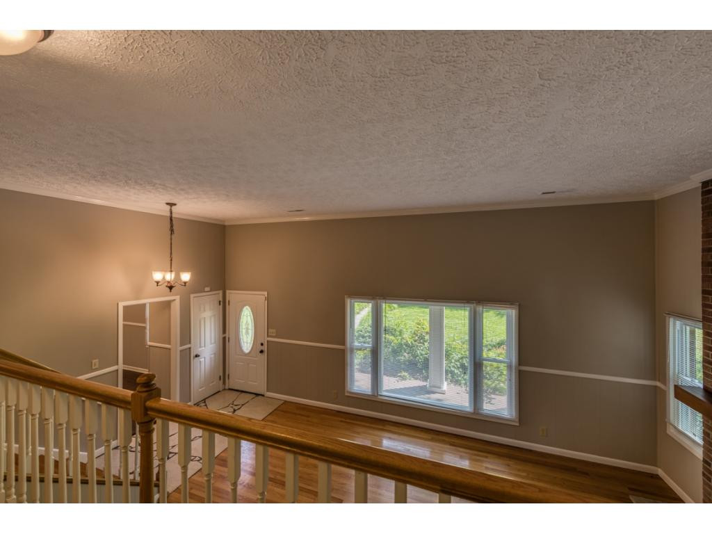 201 Robin Road Bristol, TN 37620 - Photo 20 of 31 Photo 20