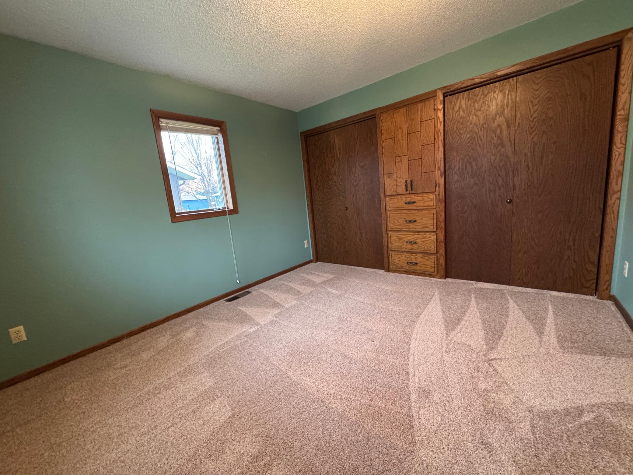 204 F Street Marshall, MN 56258 - Photo 12 of 21