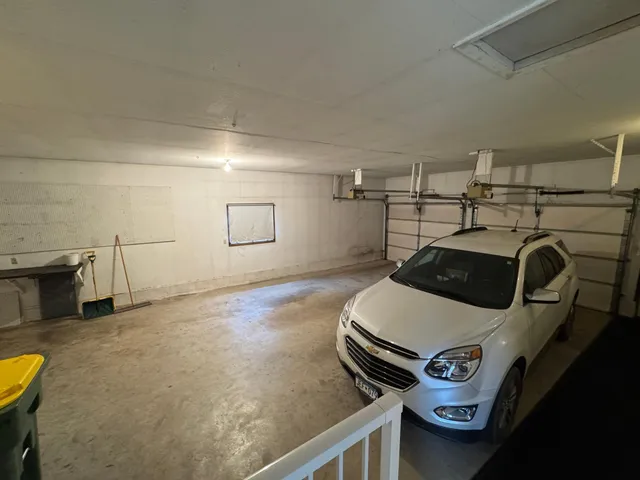 $285,000 | 204 F Street, Marshall, MN 56258