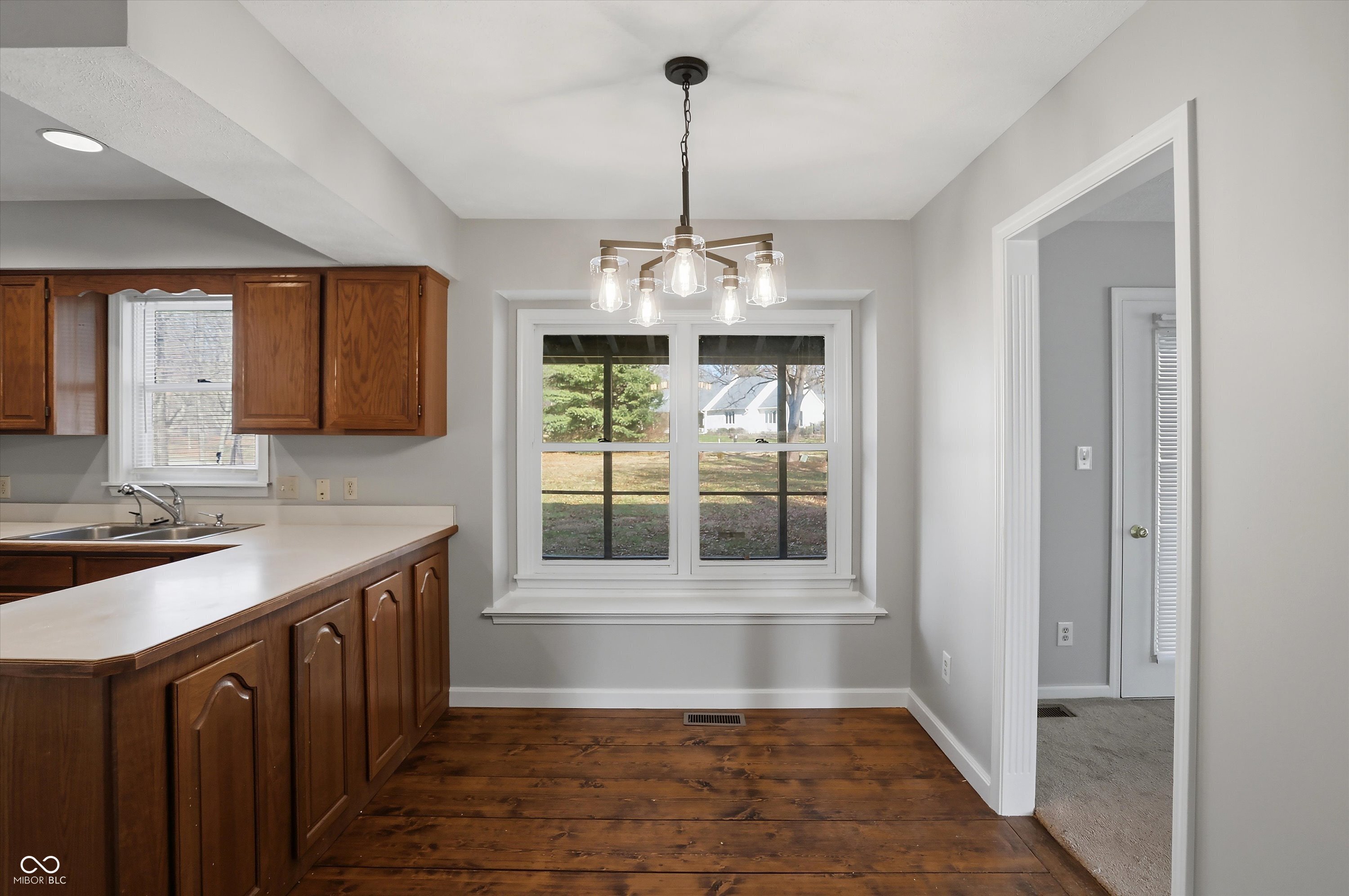 10810 Marquette Road Zionsville, IN 46077 - Photo 21 of 60