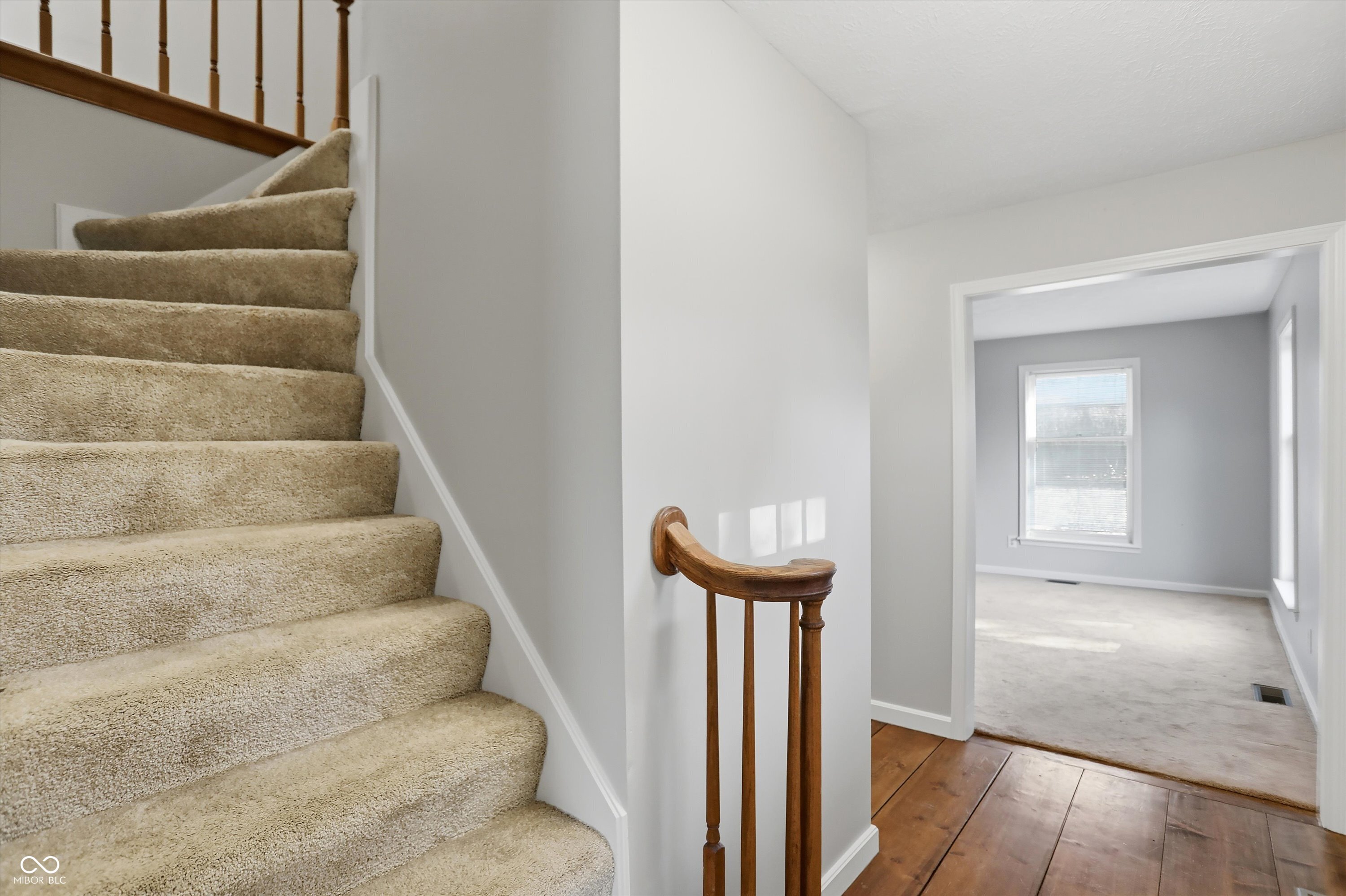 10810 Marquette Road Zionsville, IN 46077 - Photo 5 of 60