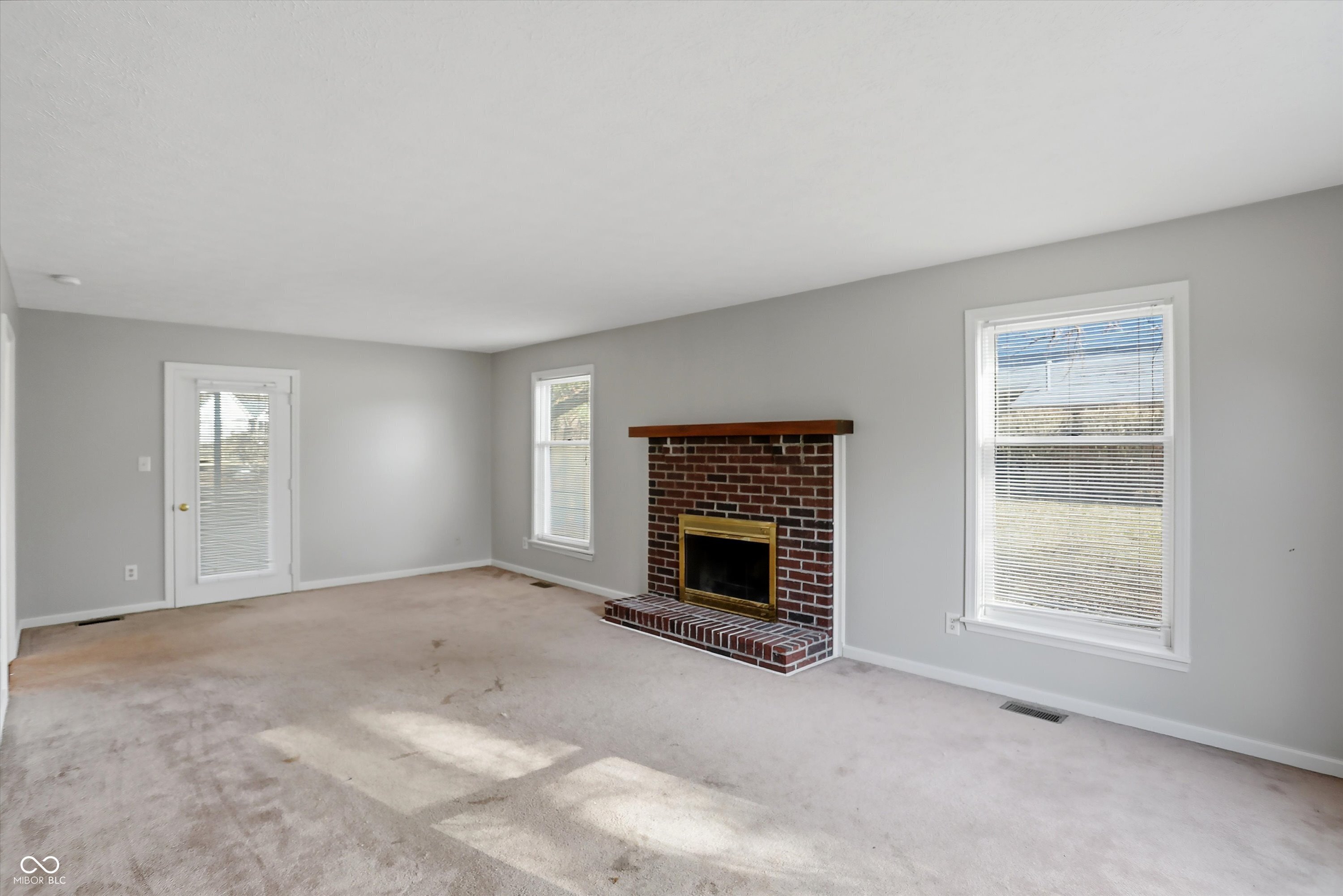 10810 Marquette Road Zionsville, IN 46077 - Photo 6 of 60