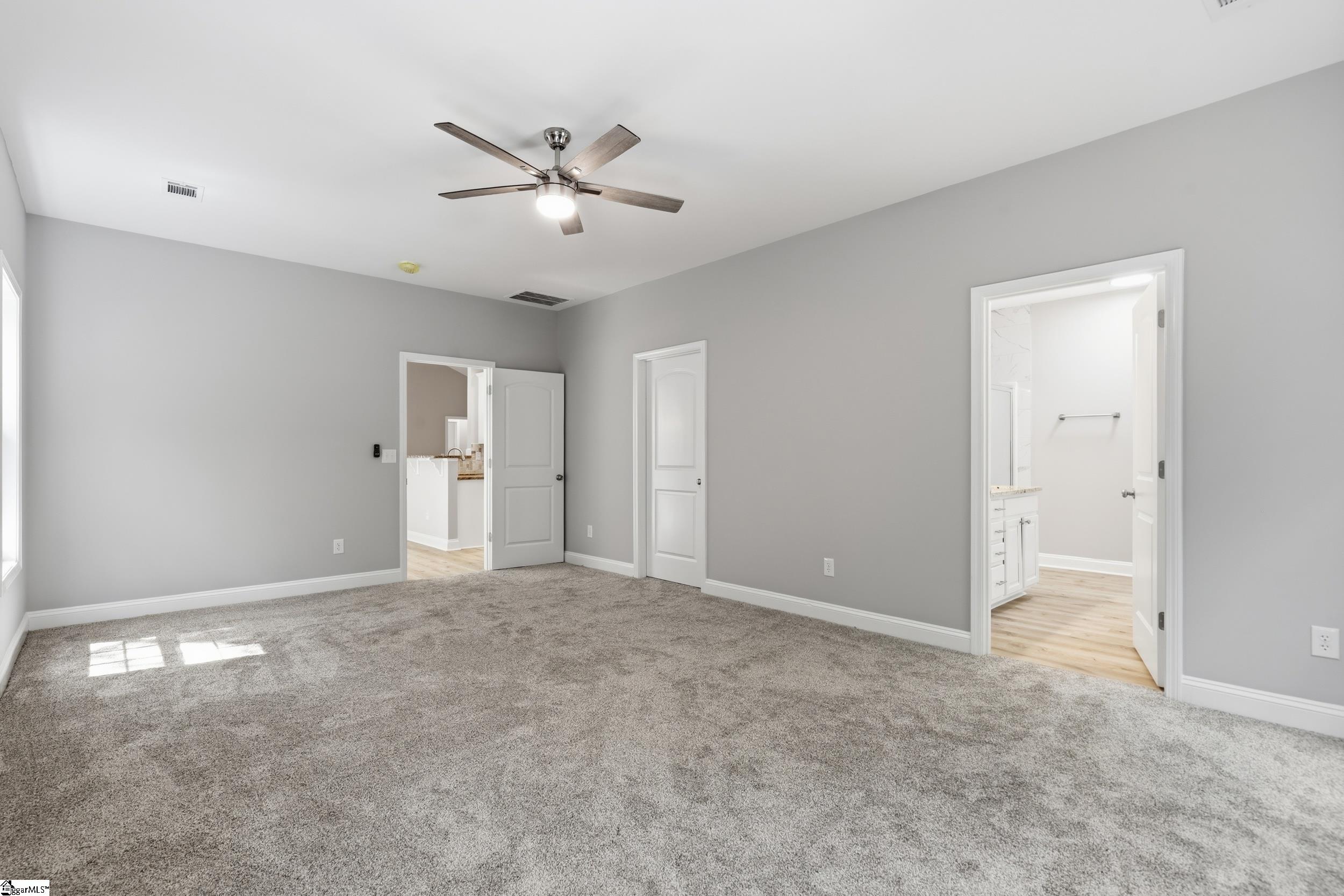 146 Windmont Road Pickens, SC 29671 - Photo 15 of 39