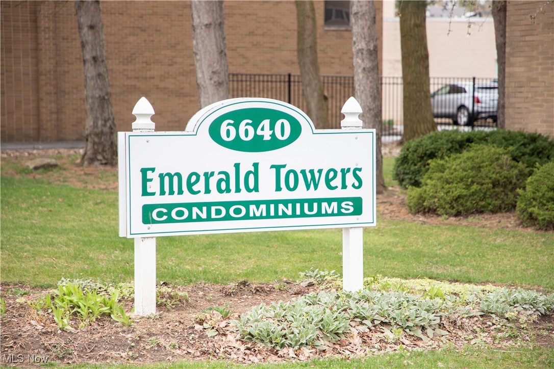 6640 Pearl Road, Unit 203 Cleveland, OH 44130 - Photo 4 of 17