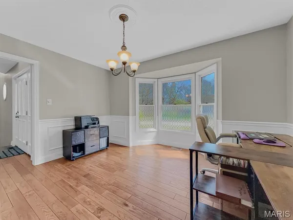 $449,900 | 9463 Easy Street, Hillsboro, MO 63050