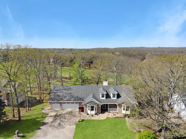 $449,900 | 9463 Easy Street, Hillsboro, MO 63050