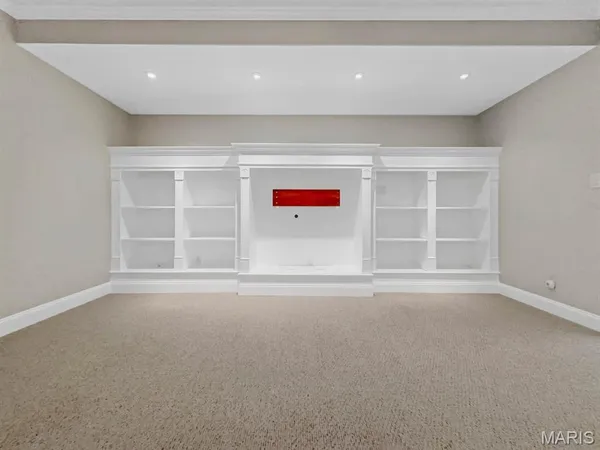 $449,900 | 9463 Easy Street, Hillsboro, MO 63050
