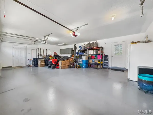 $449,900 | 9463 Easy Street, Hillsboro, MO 63050