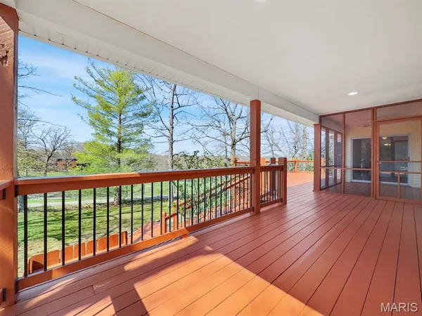$449,900 | 9463 Easy Street, Hillsboro, MO 63050