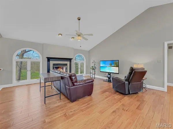 $449,900 | 9463 Easy Street, Hillsboro, MO 63050
