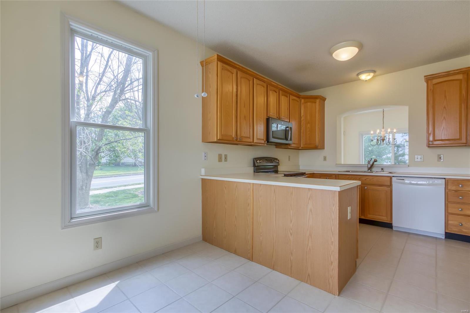 1200 Silo Bend Drive Wentzville, MO 63385 - Photo 14 of 49