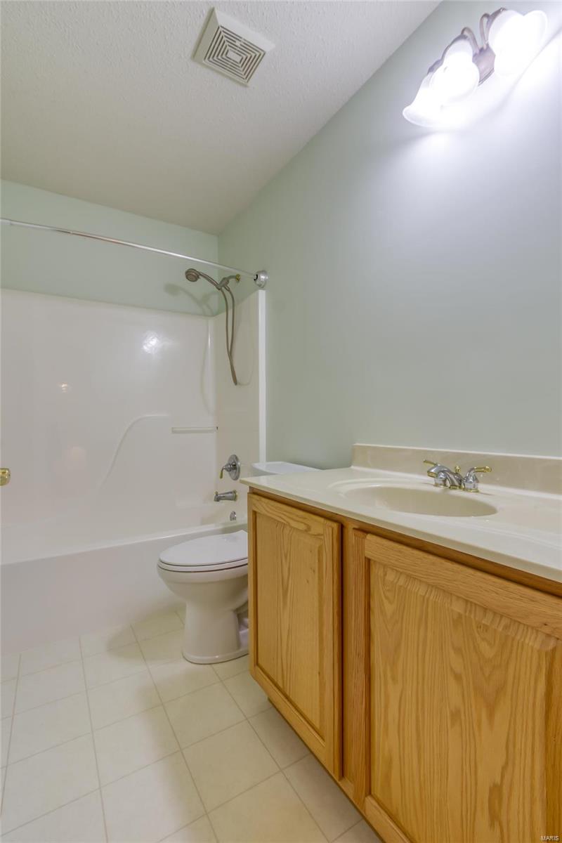 1200 Silo Bend Drive Wentzville, MO 63385 - Photo 39 of 49