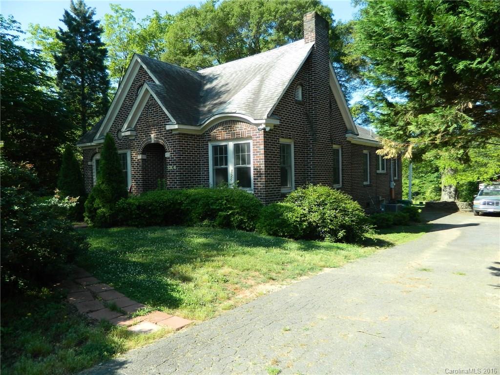 1204 South Point Road Belmont, NC 28012 - Photo 3 of 10 Gallery Image 3