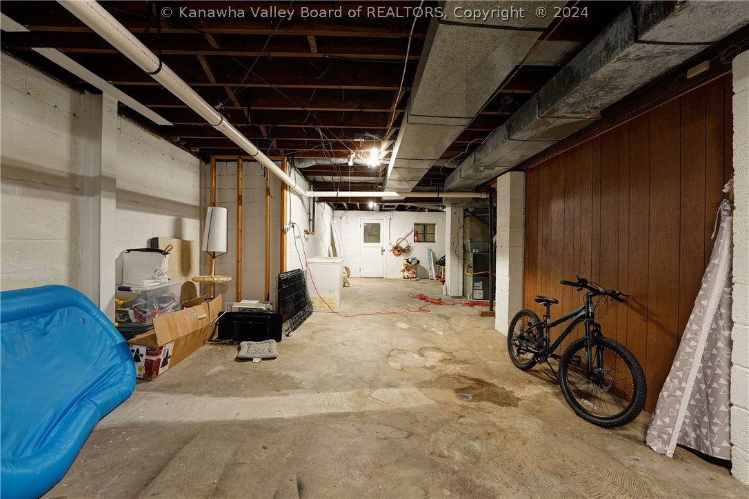 835 Spring Road Charleston, WV 25314 - Photo 27 of 33 Gallery Image 27