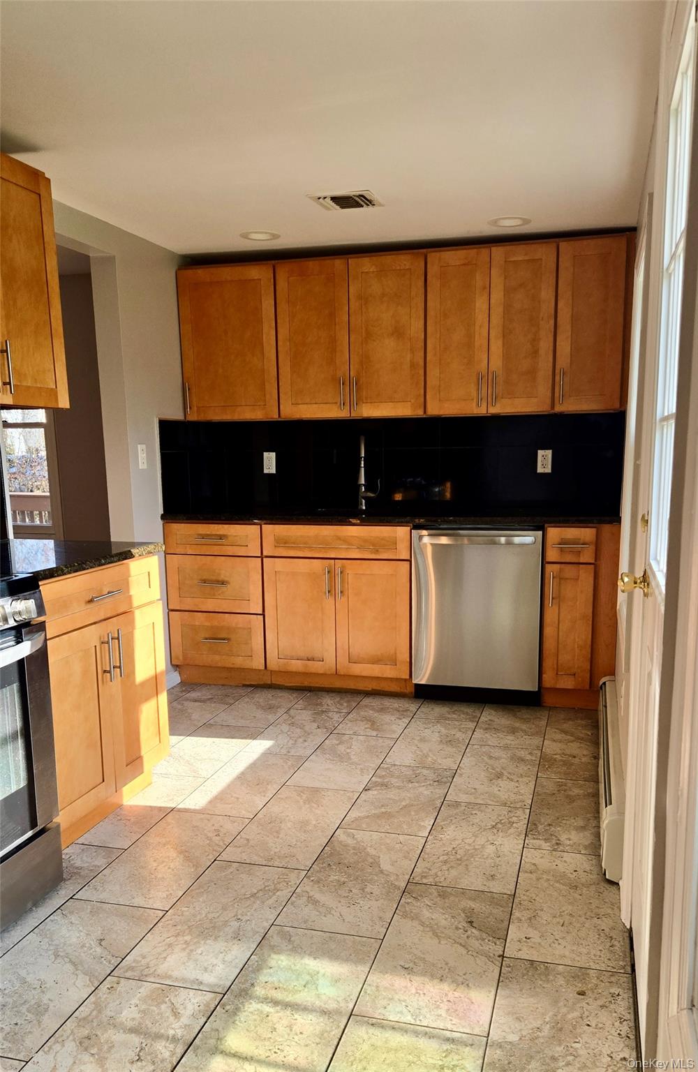 190 West Pulaski Road Huntington Station, NY 11746 - Photo 2 of 13