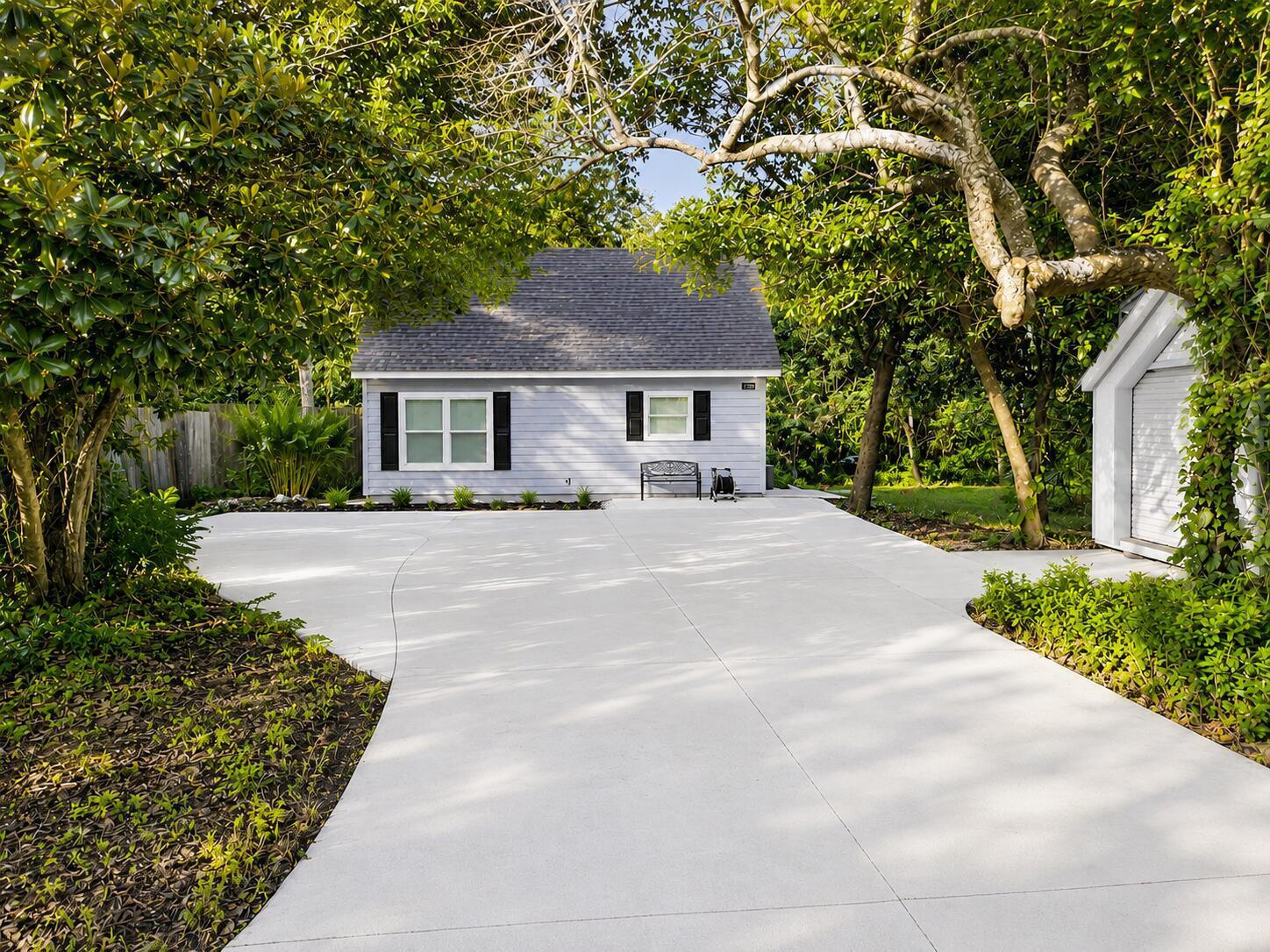 708 Hickory Street Destin, FL 32541 - Photo 2 of 19