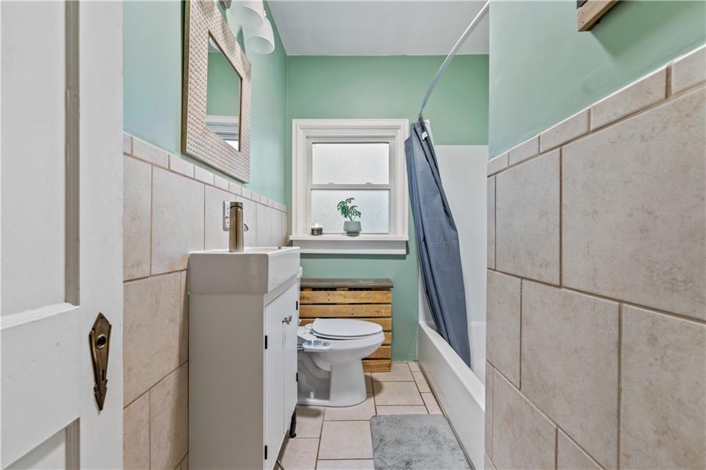 305 Long Road Pittsburgh, PA 15235 - Photo 16 of 25 Gallery Image 16