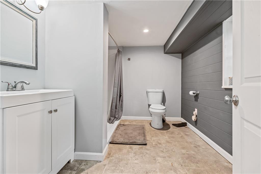 305 Long Road Pittsburgh, PA 15235 - Photo 19 of 25 Gallery Image 19