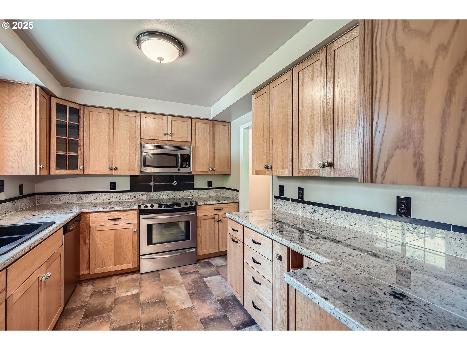 16127 Northeast Caples Road Brush Prairie, WA 98606 - Photo 9 of 29