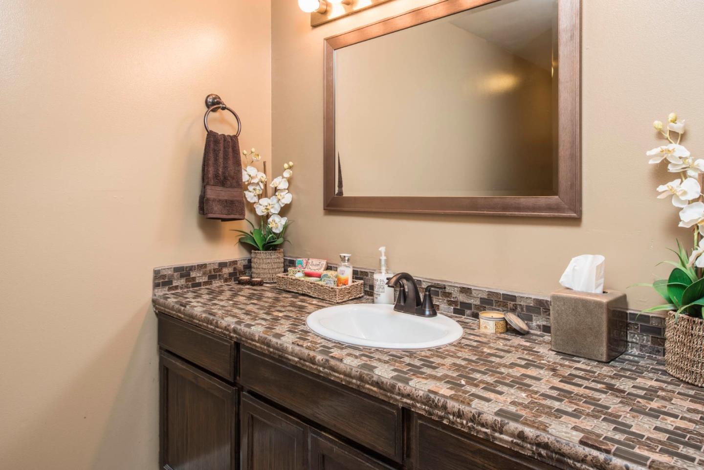 1065 Riker Street, Unit 3 Salinas, CA 93901 - Photo 12 of 20 Gallery Image 12