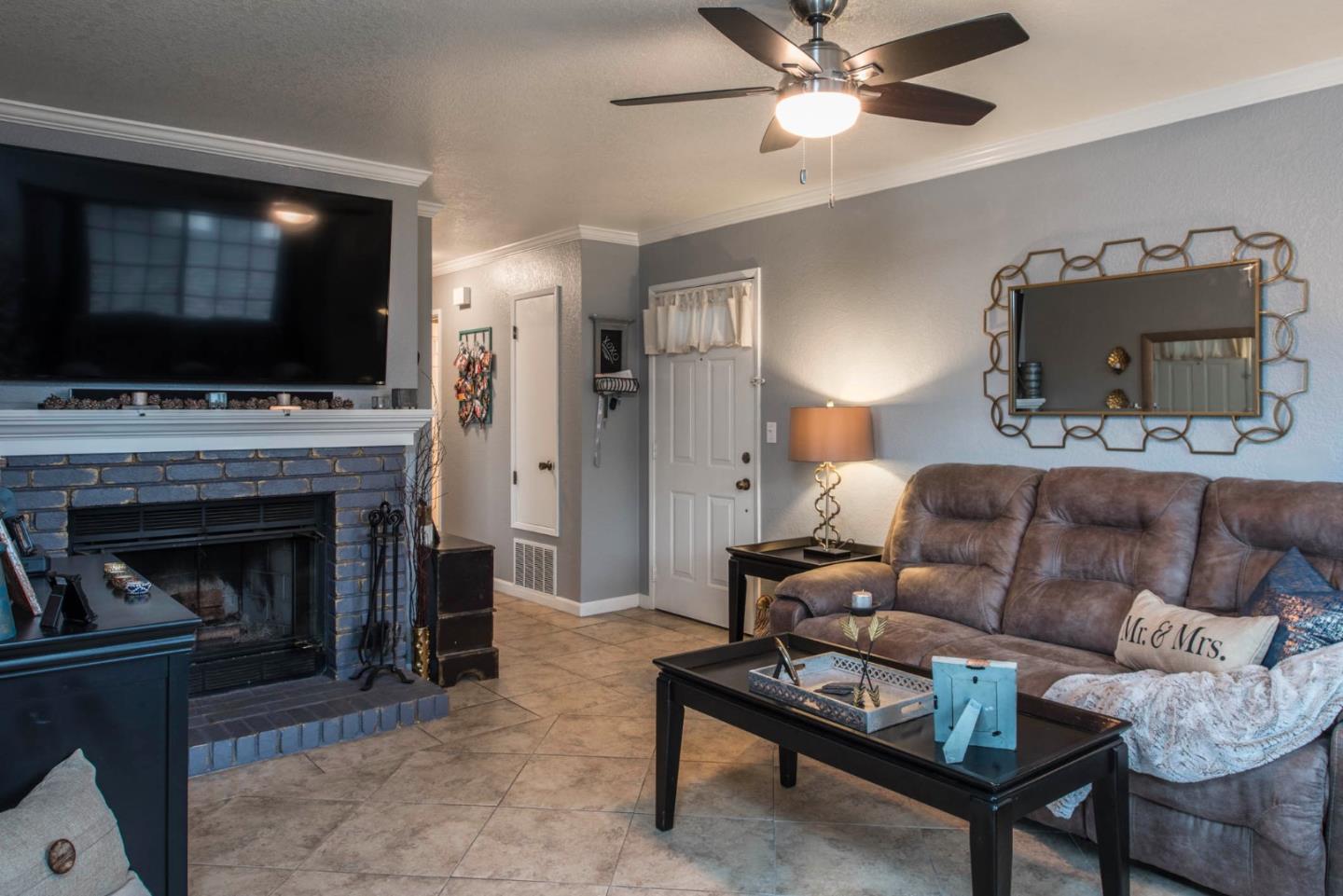 1065 Riker Street, Unit 3 Salinas, CA 93901 - Photo 6 of 20 Gallery Image 6