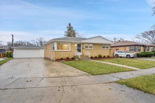 $605,000 | 9317 Olcott Avenue, Morton Grove, IL 60053