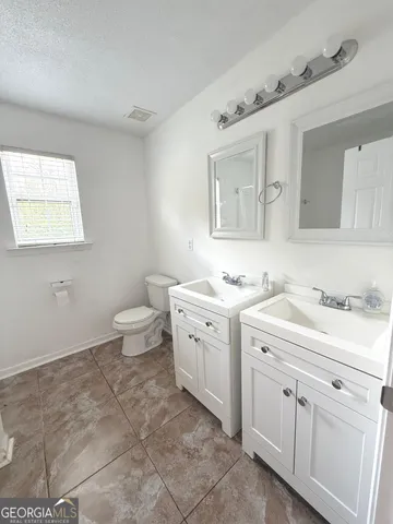 $175,000 | 437 Dunmurry Place, Warner Robins, GA 31093