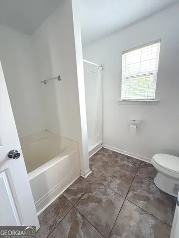 $175,000 | 437 Dunmurry Place, Warner Robins, GA 31093