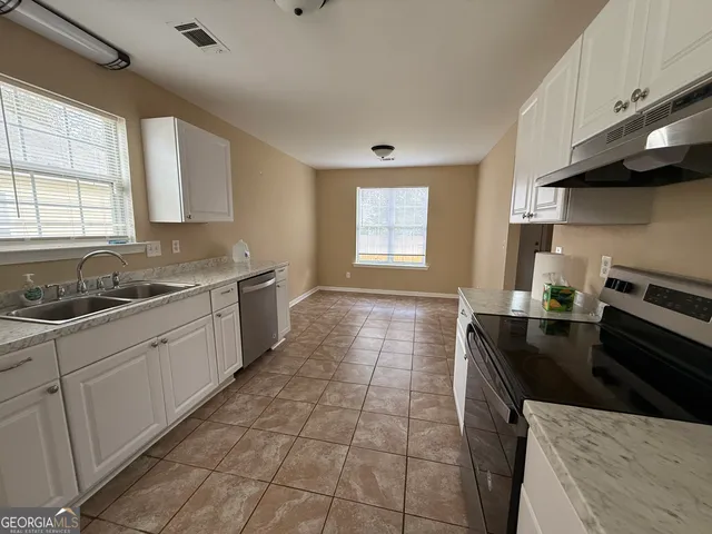 $175,000 | 437 Dunmurry Place, Warner Robins, GA 31093