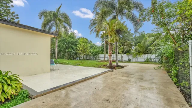 $624,990 | 261 Northwest 144th Street, Miami, FL 33168