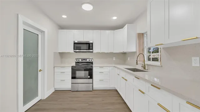 $624,990 | 261 Northwest 144th Street, Miami, FL 33168