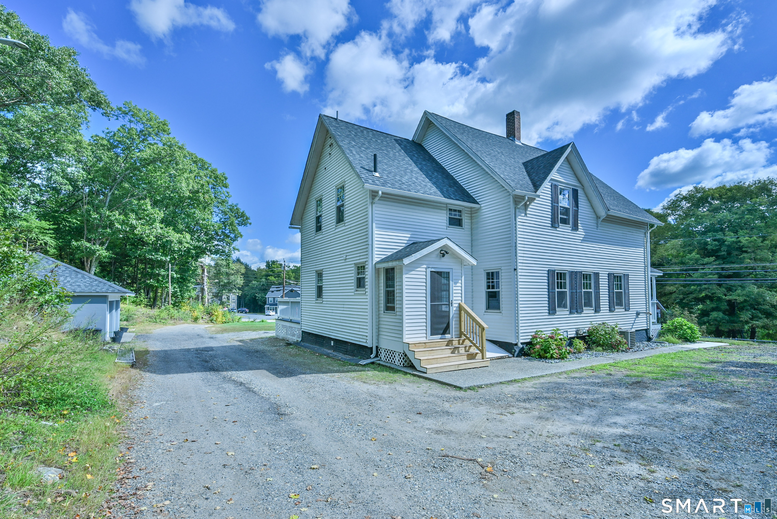 990 Riverside Drive Thompson, CT 06255 - Photo 9 of 40 Gallery Image 9