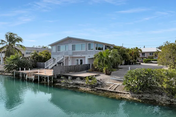 $849,000 | 17326 Jamaica Lane, Sugarloaf, FL 33042