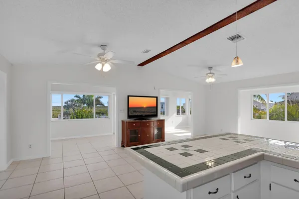 $849,000 | 17326 Jamaica Lane, Sugarloaf, FL 33042