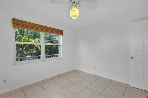 $849,000 | 17326 Jamaica Lane, Sugarloaf, FL 33042