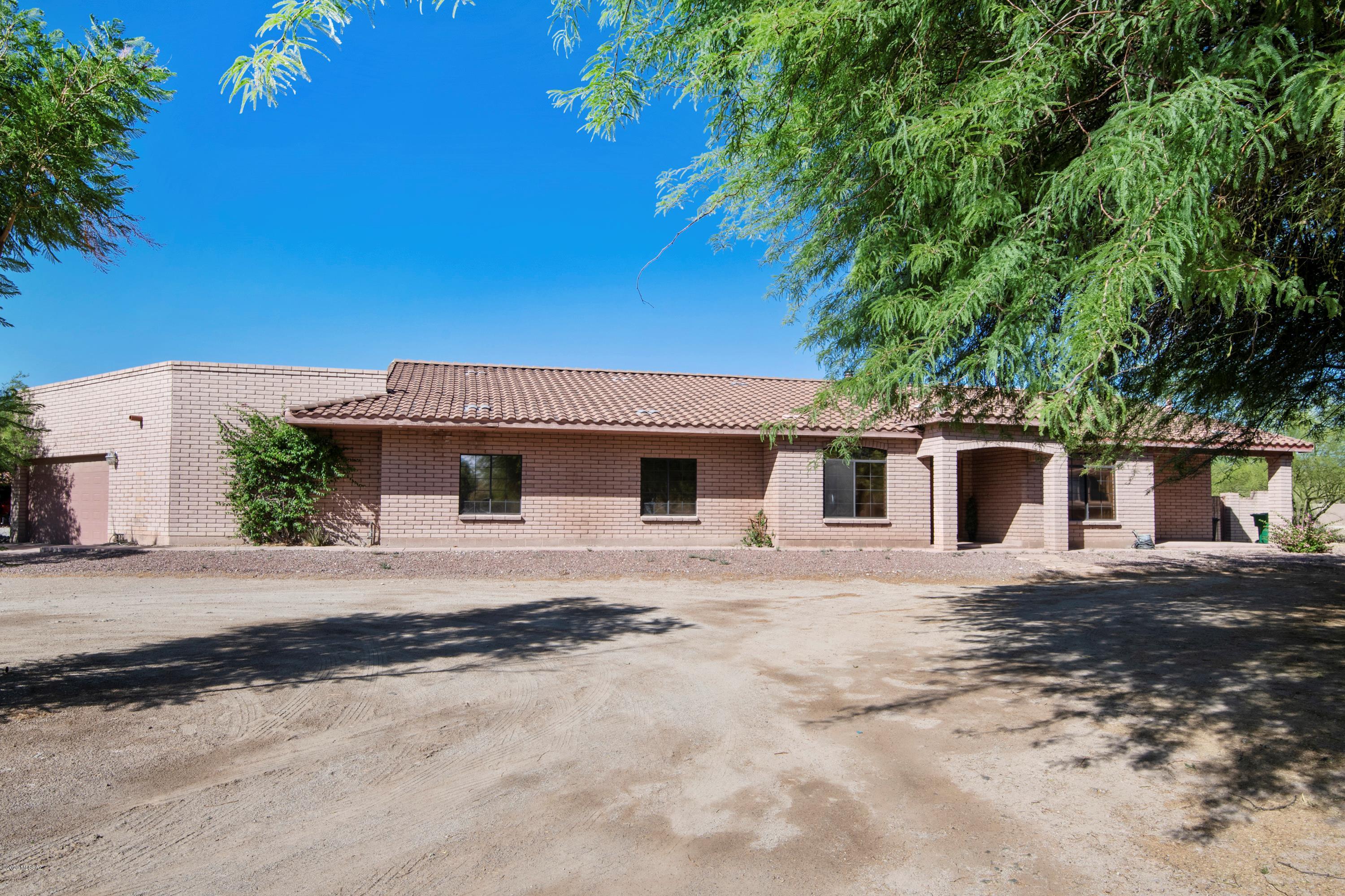 4987 Cat Mountain Road Tucson, AZ 85757 - Photo 1 of 30 Gallery Image 1