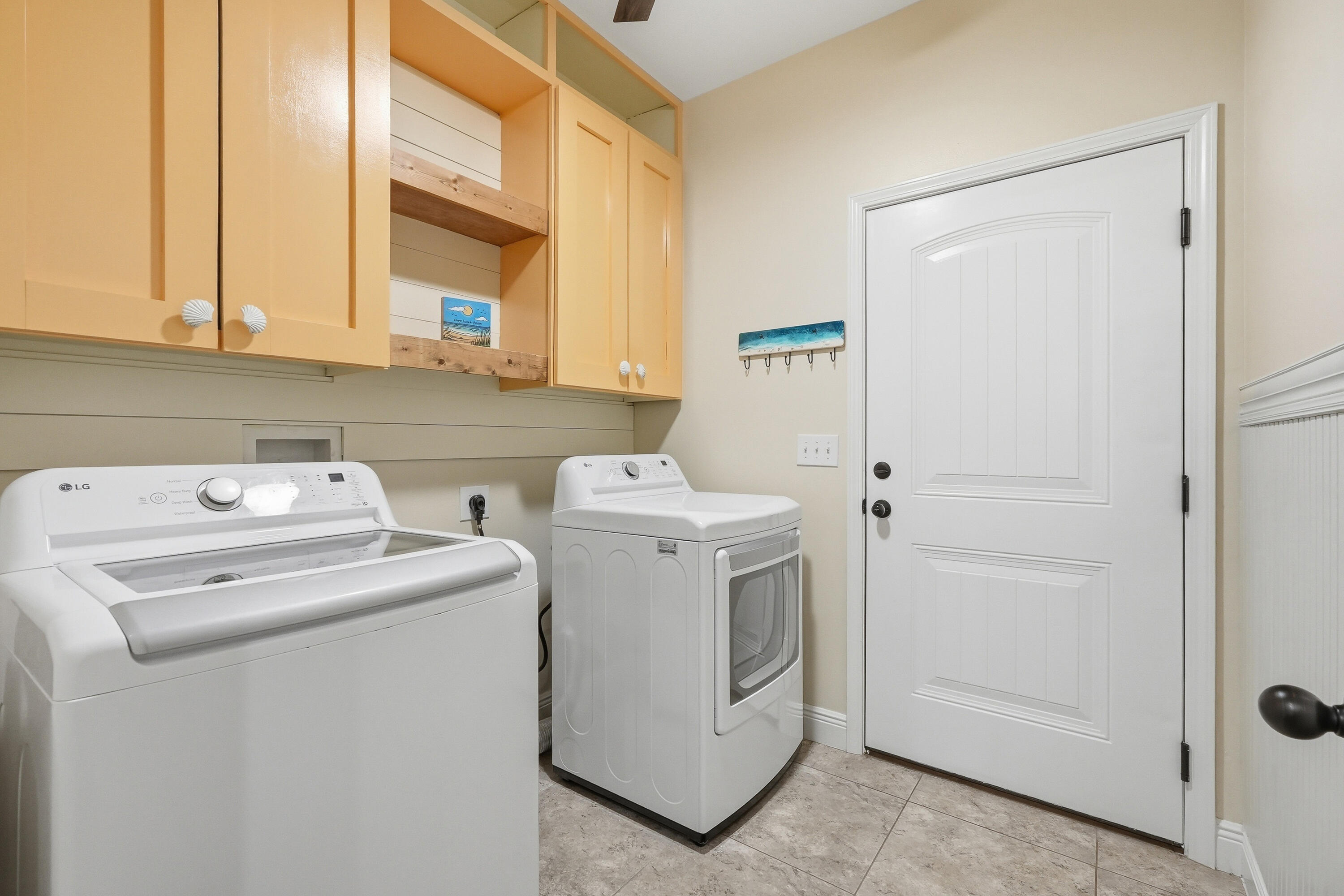 5463 Monterrey Road Crestview, FL 32539 - Photo 33 of 71 5463 monterrey rd interiors-21