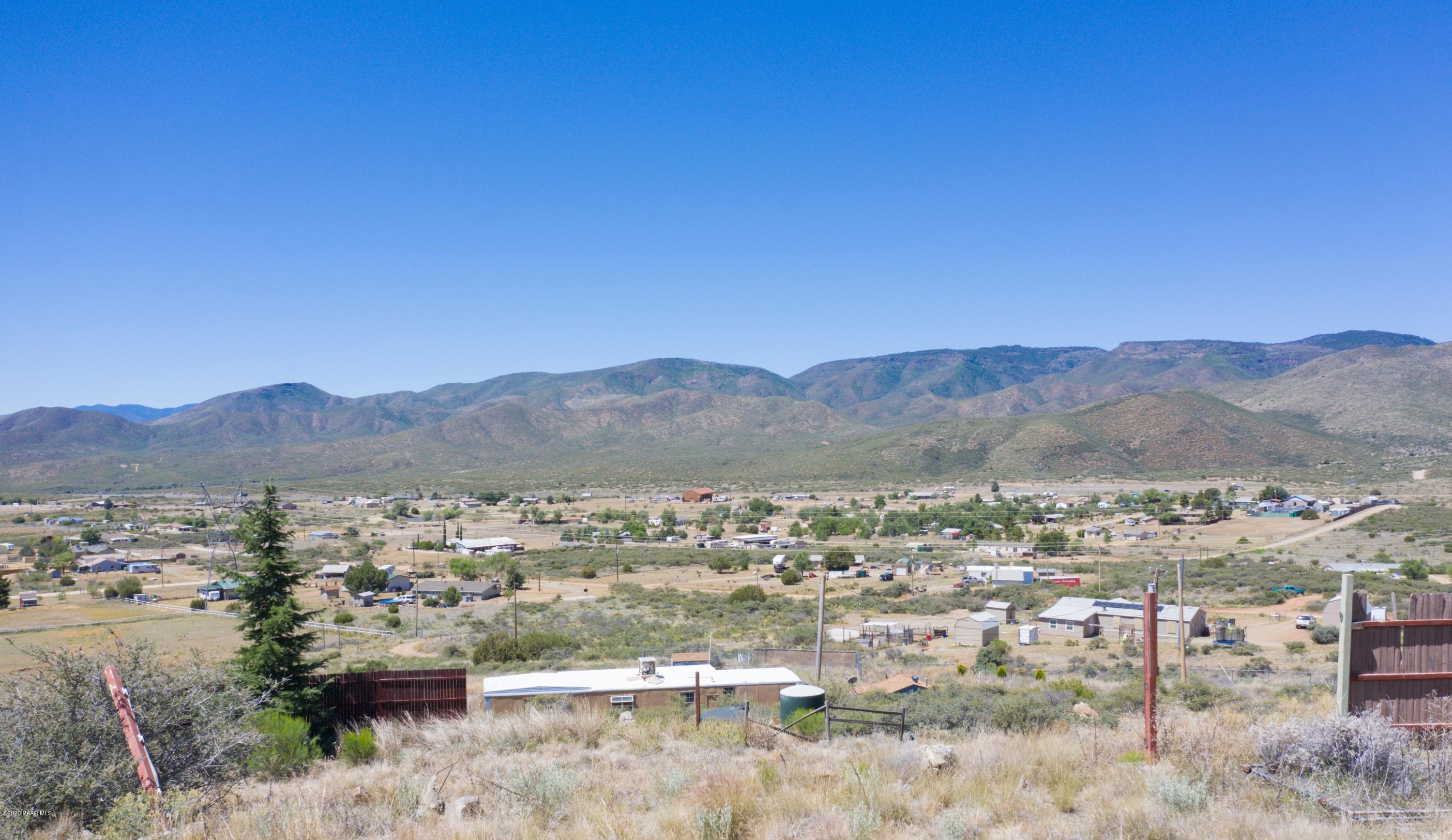 6153 South Country Road Mayer, AZ 86333 - Photo 6 of 34 Amazing Views 1